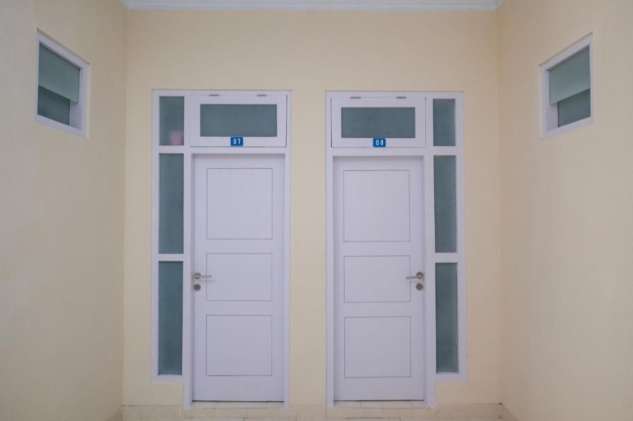 Reddoorz Syariah Near Universitas Mercu Buana Kampus 2 Yogyakarta Kejayan Eksteriør billede